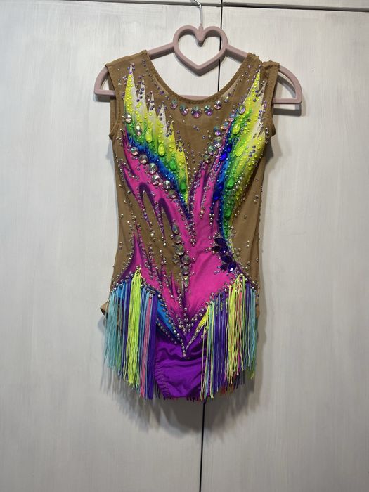 Трико художествена гимнастика