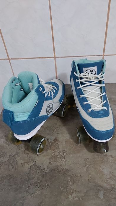 Patine cu rotile