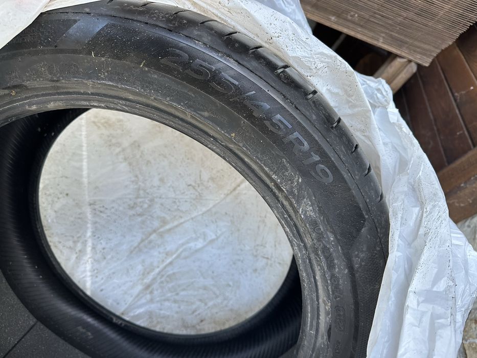 Летни гуми 255/45/19 Hankook Ventus S1 Evo3 EV