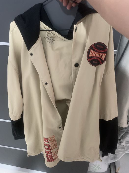 Vand haine le dau pe toate cu 600