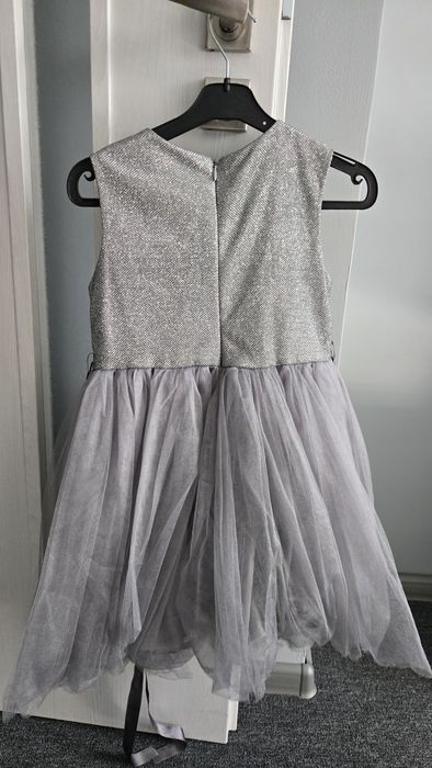 Сребриста рокля 128-7г.