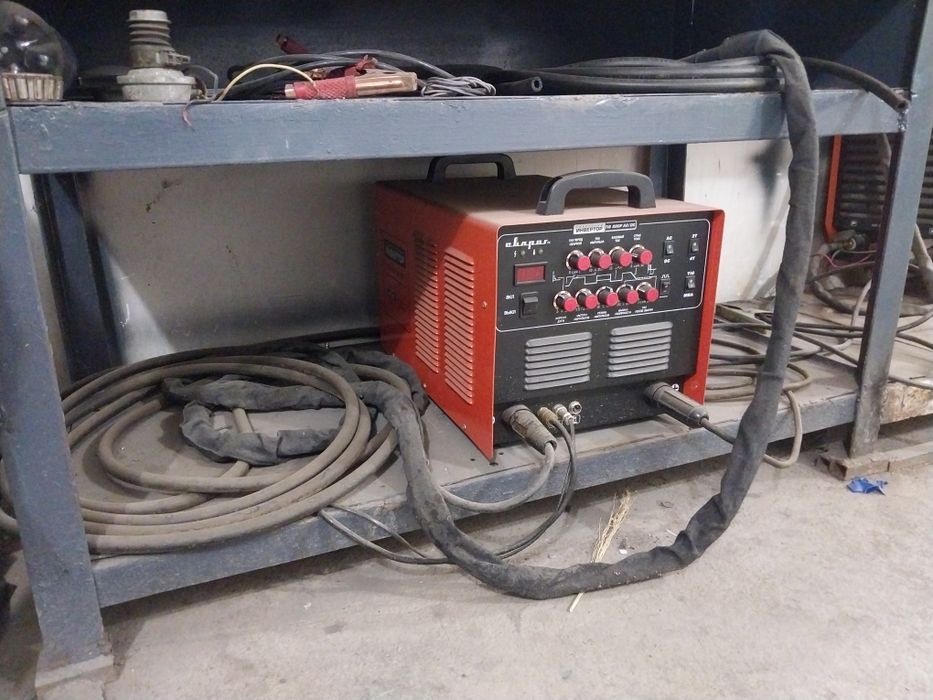 Аргон баллон ва старичний  Аргон аппарат АС ва ДС 220 В да ишлайди