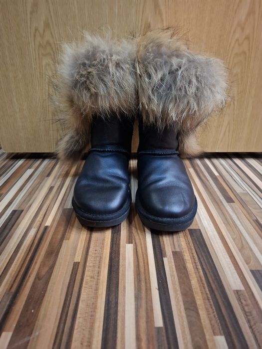 Кожени ботуши с естествен пух