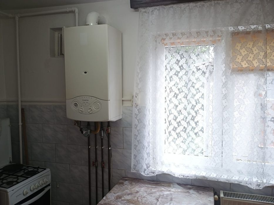 Ofer spre închiriere garsoniera zona 0 central