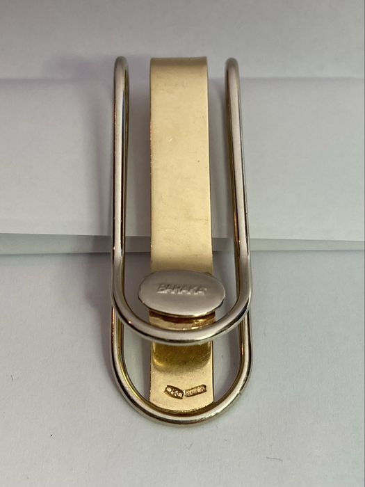 Clips bani aur 18kt.Baraka