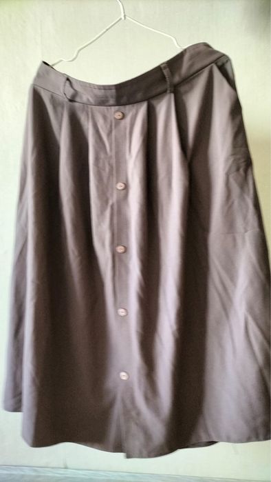 Одежды б/у, цена разные очень доступной цене