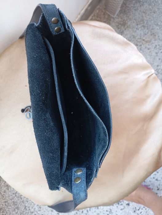 Нова Бутикова дамска чанта естествена кожа