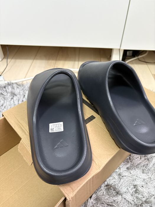 Yeezy slide gri
