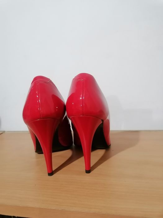 Pantofi din piele naturala Marelbo, mărimea 39