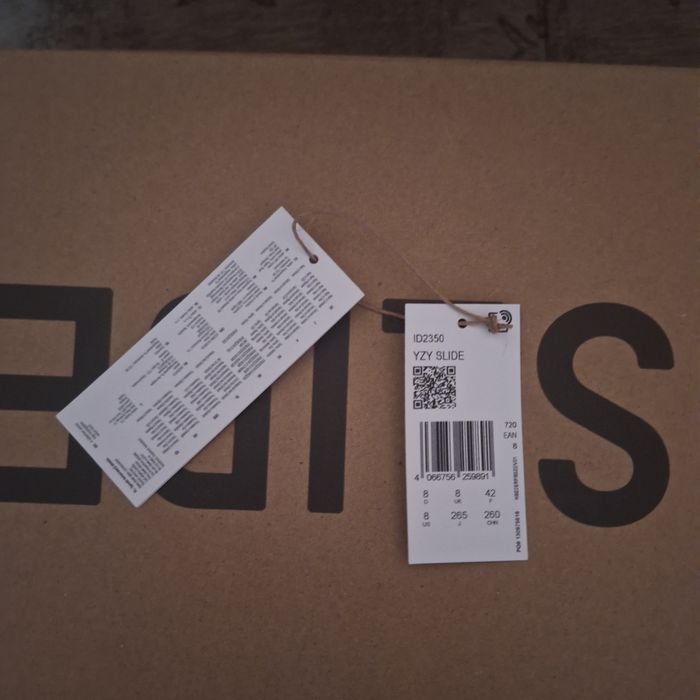 Yeezy slides marimea 42