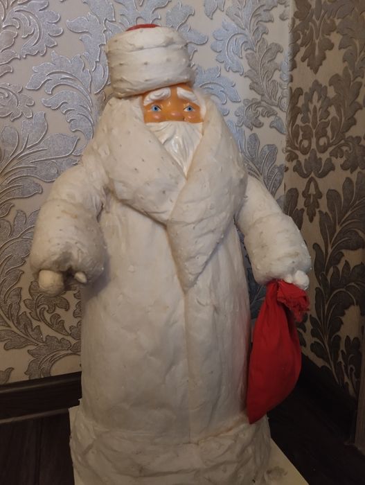 Дед мороз игрушка