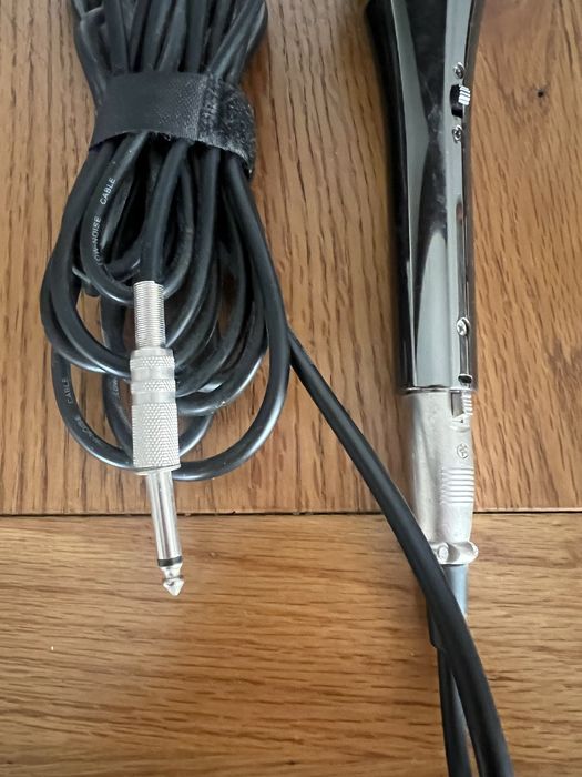Microfon profesional Bravis