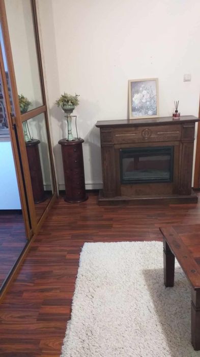 Inchiriez garsoniera