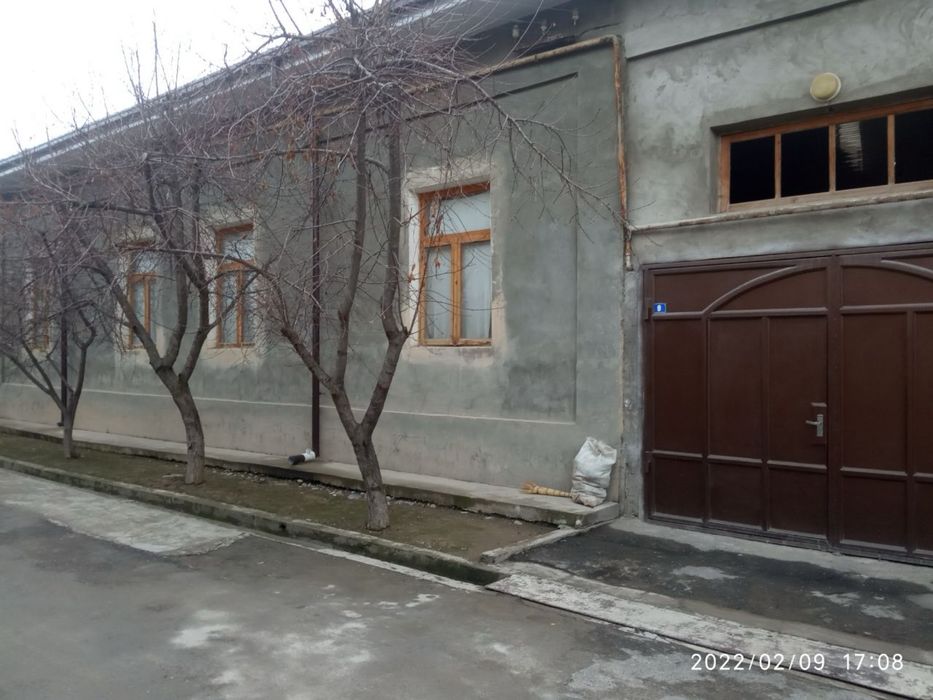 uy sotiladi gvardeskiyda 6,5 sotik