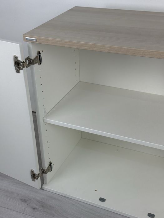 Шкаф етажарка за офис или дома обзавеждане