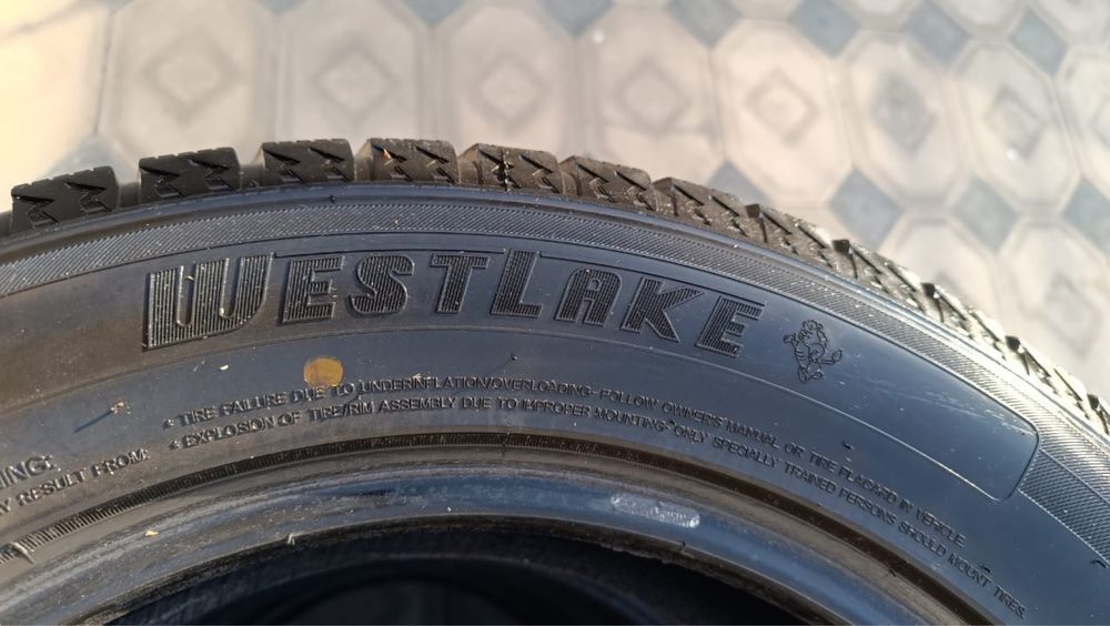 Зимный шина R18.