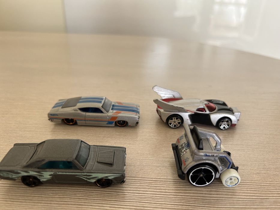 Hot wheels  машинки оригинал гонки