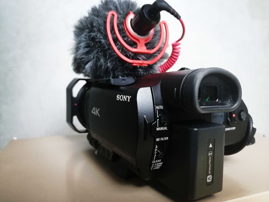 Sony FDR-AX700 - Camera video 4K