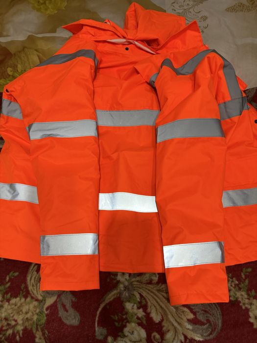 Haina reflectorizanta iarna