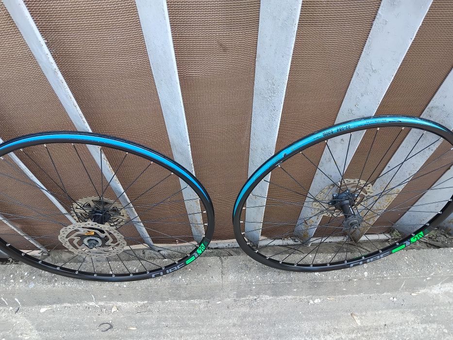 Vând roti pentru bicicleta cube 27,5 din aluminiu