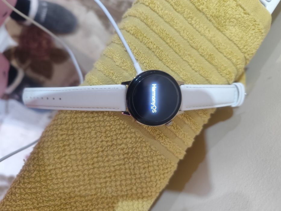 Смарт часовник Huawei GT2