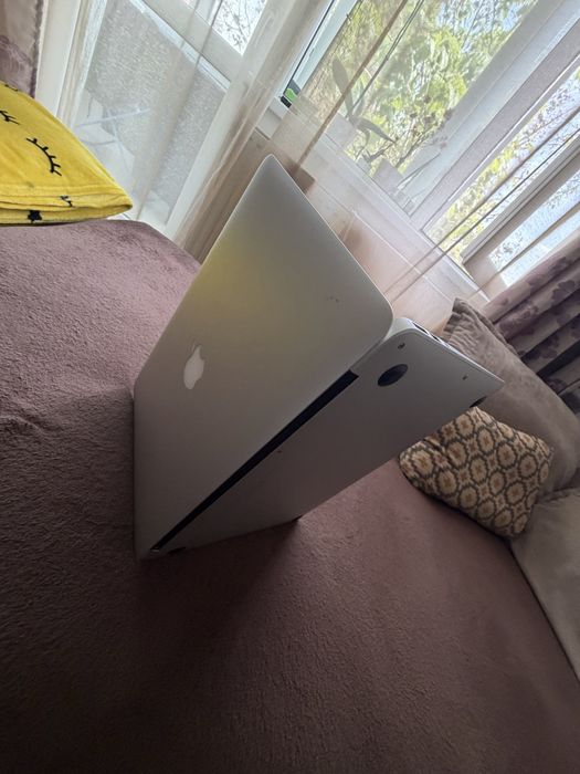 Macbook Air 13 Inch