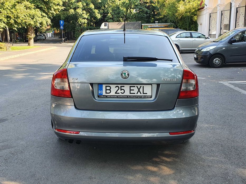 SKODA Octavia 2012 — imagine 4