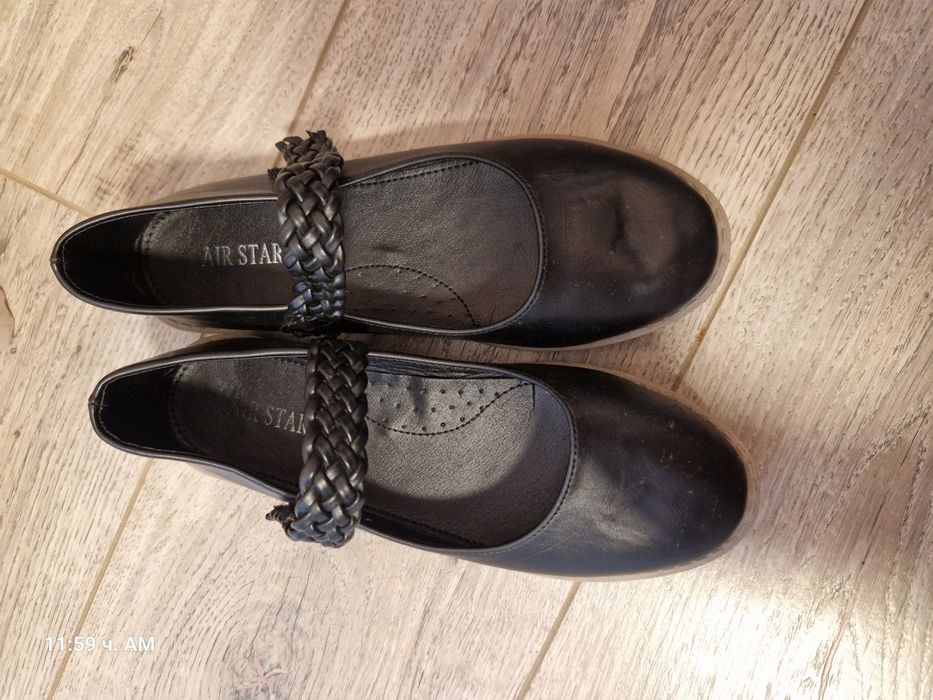 Обувки за момиче / цвички / пантофи