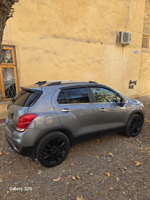 Продаётся Трекер 1