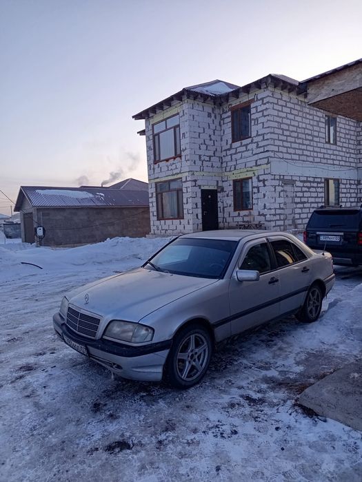Продам мерседес С 180