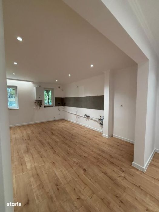 Apartament 3 camere, semidecomandat, 65 mp, finisat , Manastur/Mehedi — fotografia 1