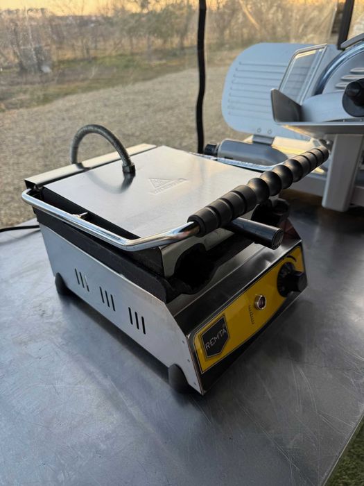 utilaje horeca aparat de vidat,feliator,toaster,friteuza gaz