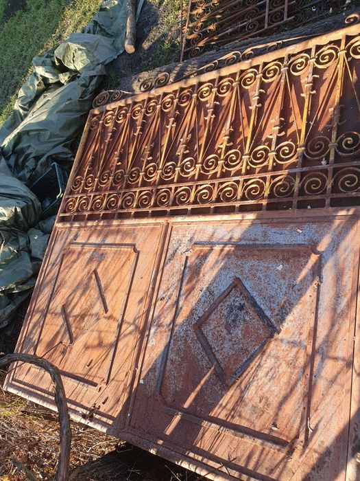 Porți din fier+ panouri gard