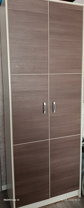 Продам шкаф- прихожая.