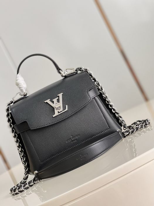 Geanta Louis Vuitton LockMe Ever