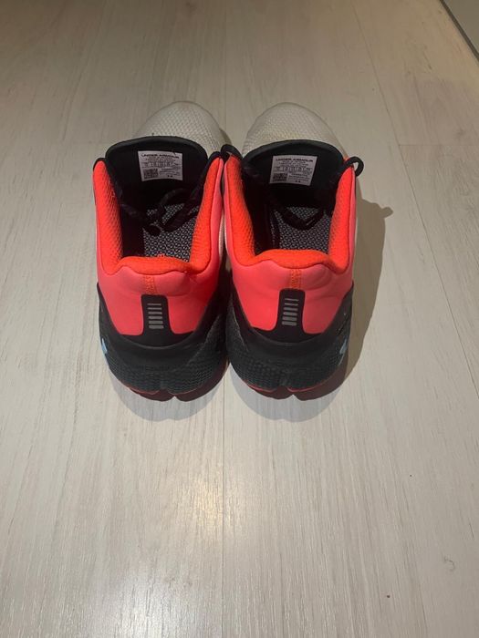 Adidasi Under Armour HOVR Machina 3 Beijing