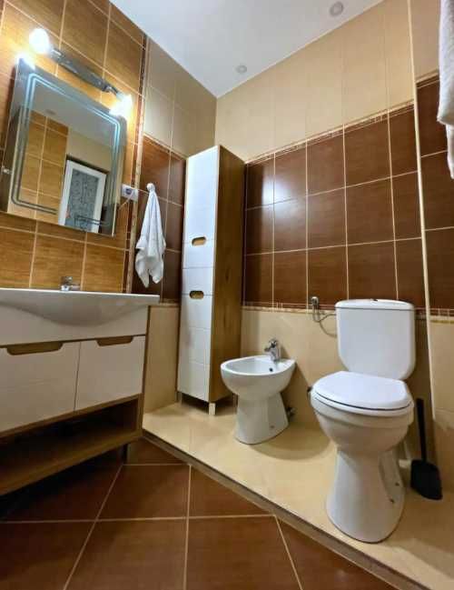 Дава се под наем Двустаен апартамент в Пловдив, Коматевски възел - 60 кв.м за 275.4 € - Снимка #2