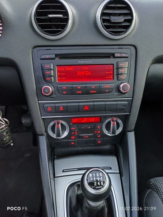 AUDI A3 2.0 170кс. 2011г.  Панорама