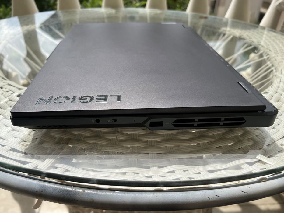 Лаптоп Lenovo Legion 5pro 16IRX8 Intel 17-13700HX RTX4070