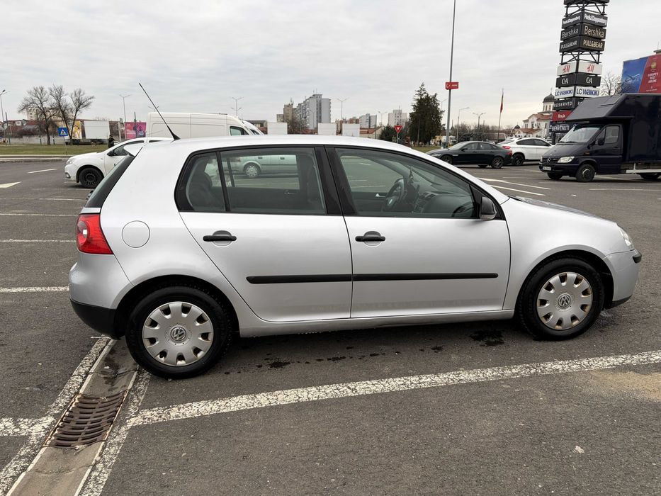 Volkswagen Golf 5 1.6 MPI benzina 2007