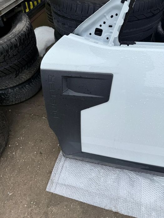 Ușă stânga dacia duster 3