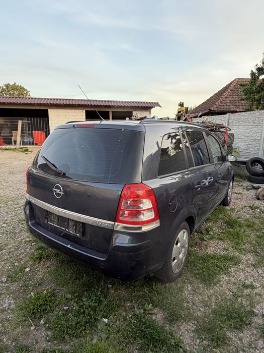 Vand opel zafira 7 locuri