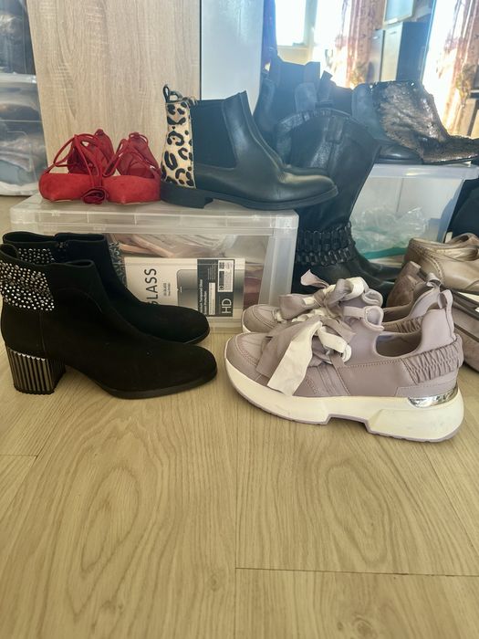 Боти, сникърси, лоуфъри, Le Silla