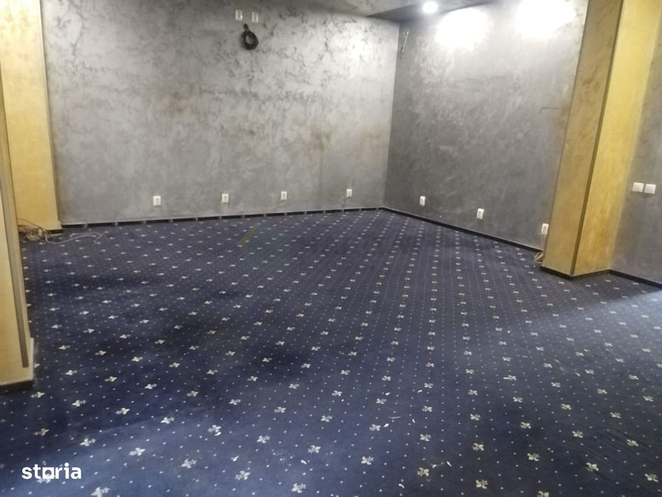 Spatiu Comercial amenajat 70mp / Otopeni central
