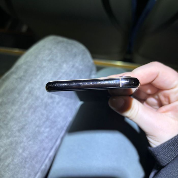 Продам iphone 11 pro 256gb