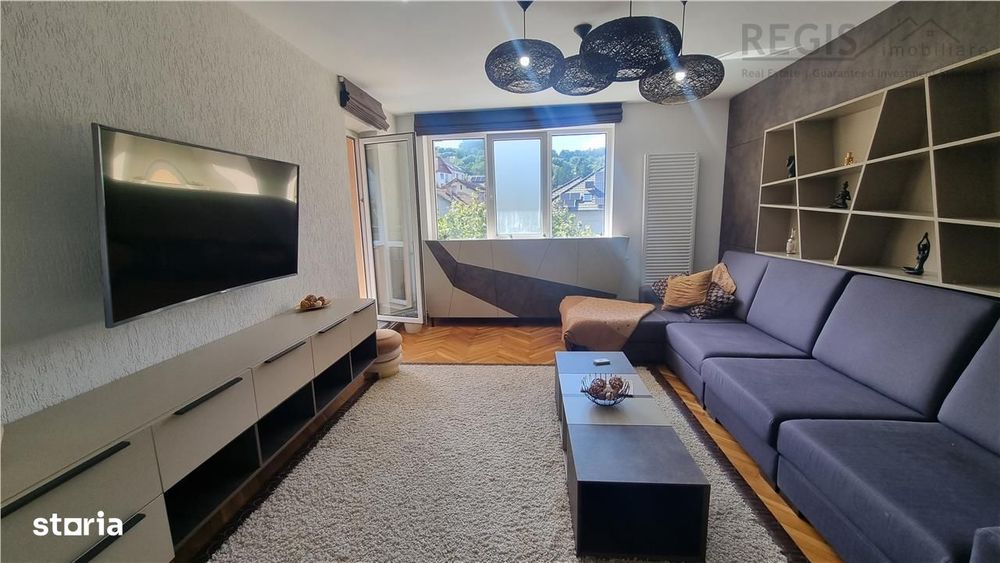 Apartament de trei camere zona Centrul Istoric   Brasovechi