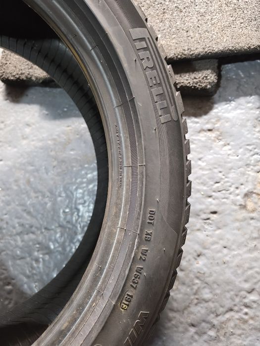 245 45 19 iarna pirelli