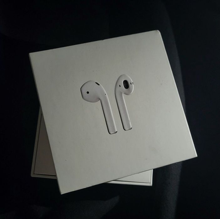 AirPods 2 (Original)
