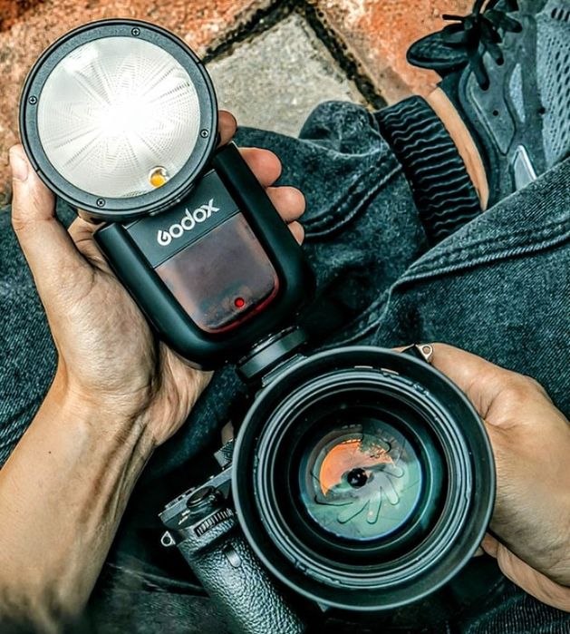 Светкавица Godox V1 Sony