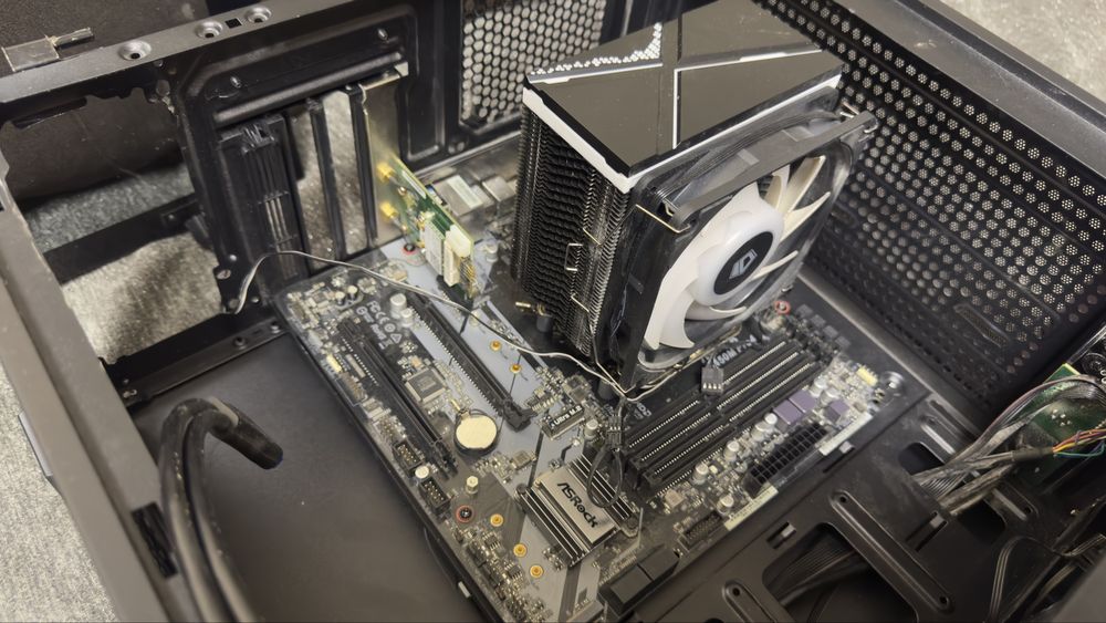 Материнская плата с процессором